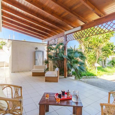 Villetta Rossa With Garden - Happy Rentals Melendugno Zewnętrze zdjęcie
